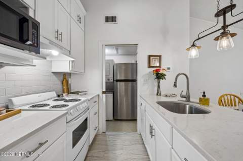 657 Summer Place, Ponte Vedra Beach FL - photo 10 of 35
