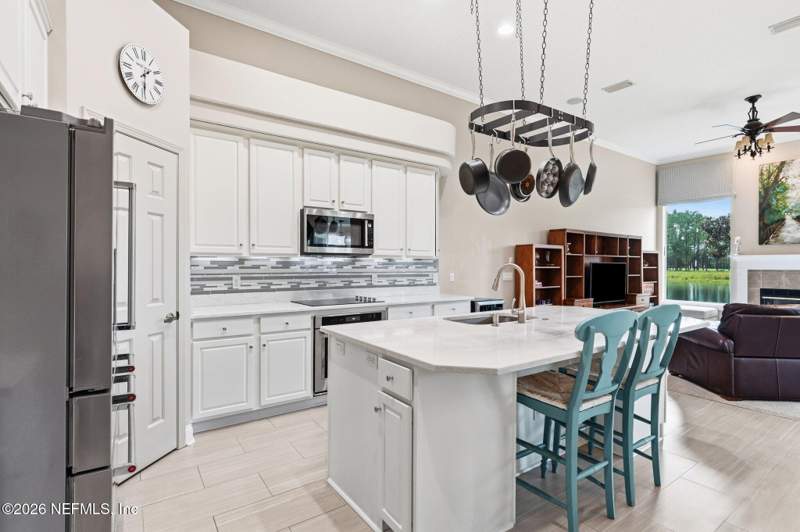 4 bedroom Single Family Residence at 2017 E Clovelly Lane, South Hampton, St. Augustine — photo 3