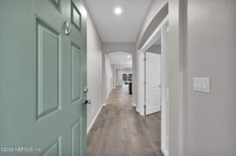 1289 Kendall Drive, Jacksonville FL - photo 6 of 56