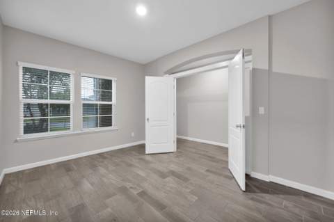 1289 Kendall Drive, Jacksonville FL - photo 9 of 56