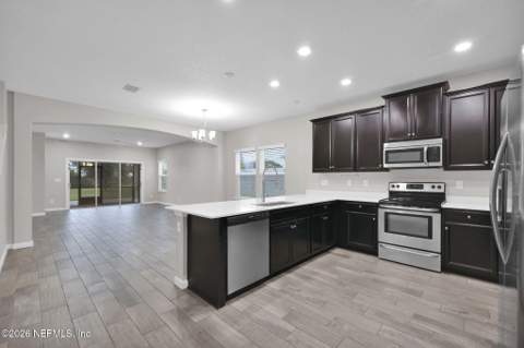 1289 Kendall Drive, Jacksonville FL - photo 10 of 56