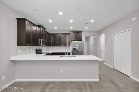 1289 Kendall Drive, Jacksonville FL - photo 14 of 56