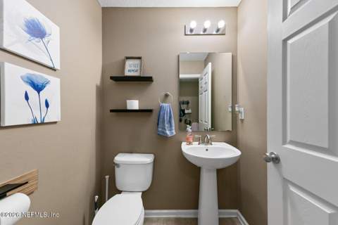 514 Candlebark Drive, Jacksonville FL - photo 15 of 36