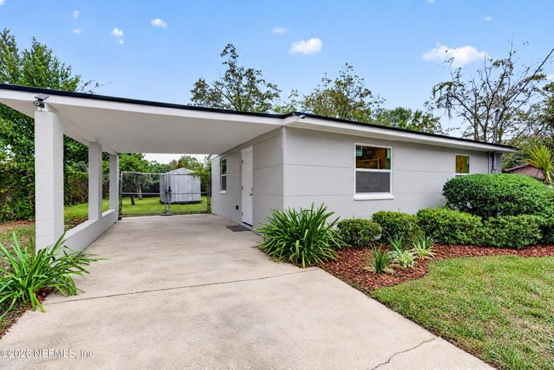 2 bedroom Single Family Residence at 7165 Luke Street, Sweetwater Park, Jacksonville — photo 4