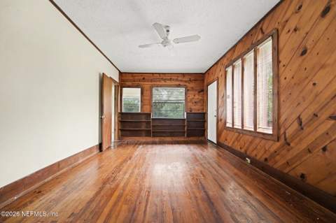 930 Cedar Street, Jacksonville FL - photo 13 of 32