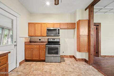 930 Cedar Street, Jacksonville FL - photo 16 of 32