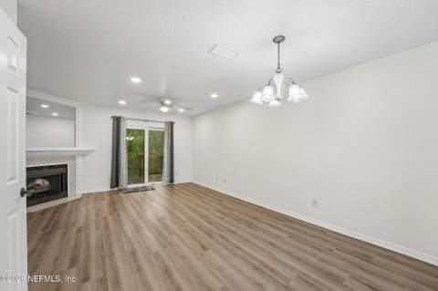 85 Debarry Avenue #1073, Orange Park FL - photo 14 of 44