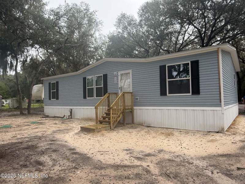 3 bedroom Manufactured Home at 720 S County Road 21, Hawthorne, Hawthorne — photo 2