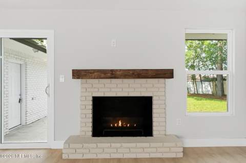 1331 Grandview Drive, Jacksonville FL - photo 14 of 45