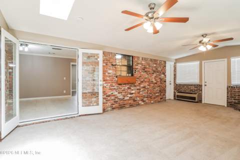 5105 Brighton Drive, Jacksonville FL - photo 7 of 15