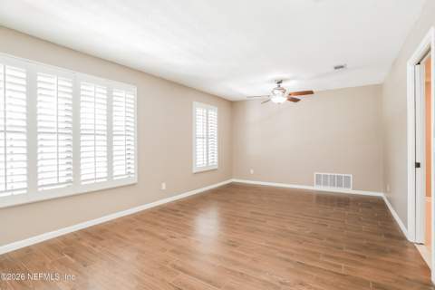 5105 Brighton Drive, Jacksonville FL - photo 8 of 15