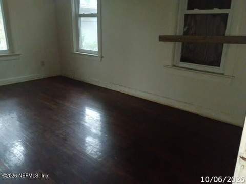 3140 Broadway Avenue, Jacksonville FL - photo 7 of 9