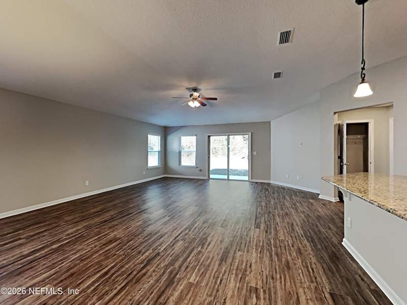 4 bedroom Single Family Residence at 12667 Sheffield Walk Lane, Chandlers Crossing, Jacksonville — photo 2