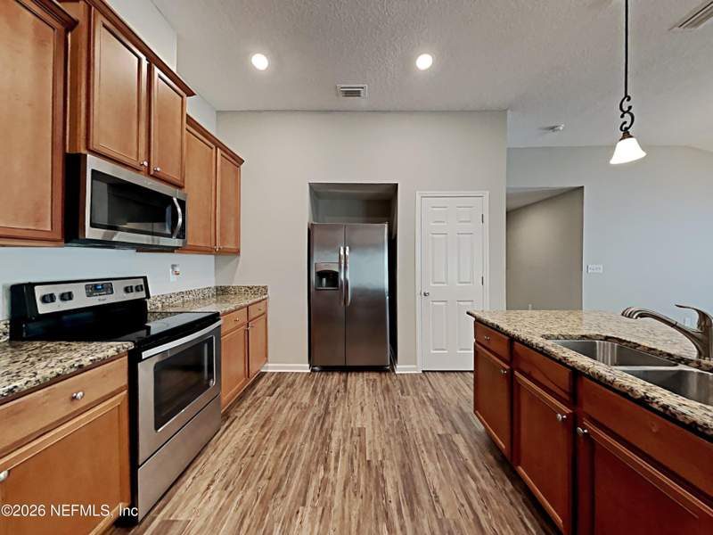4 bedroom Single Family Residence at 12667 Sheffield Walk Lane, Chandlers Crossing, Jacksonville — photo 4