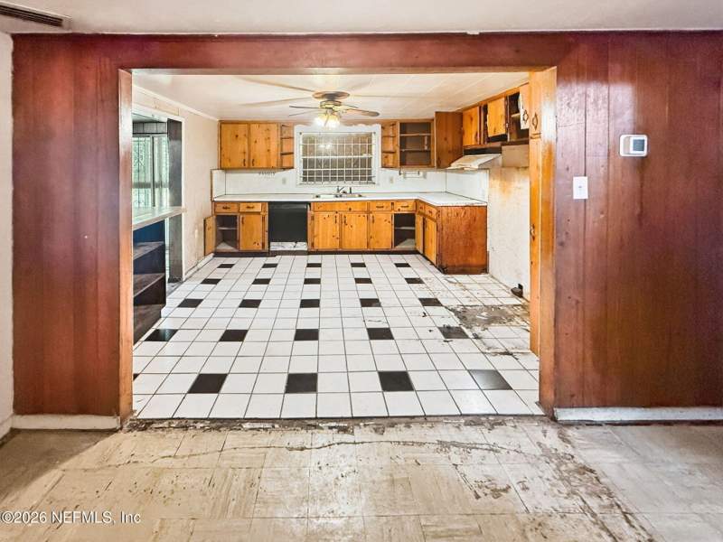 3 bedroom Single Family Residence at 2921 Tinsley Road, Johnsons Replat, Jacksonville — photo 4