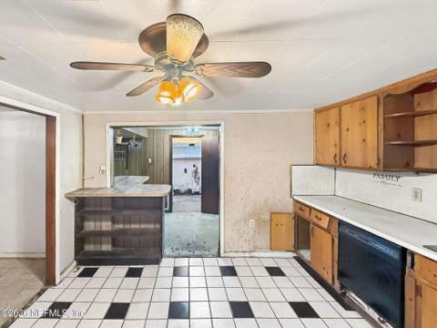 2921 Tinsley Road, Jacksonville FL - photo 7 of 46