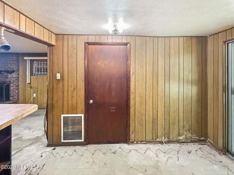 2921 Tinsley Road, Jacksonville FL - photo 9 of 46