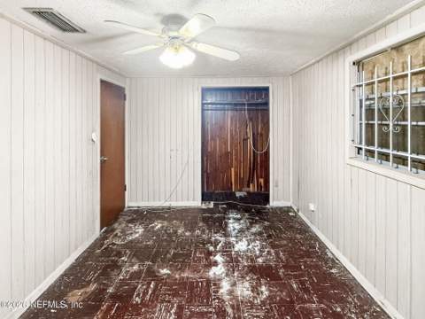 2921 Tinsley Road, Jacksonville FL - photo 12 of 46