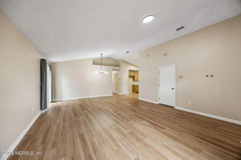 3653 Caroline Vale Boulevard, Jacksonville FL - photo 9 of 29