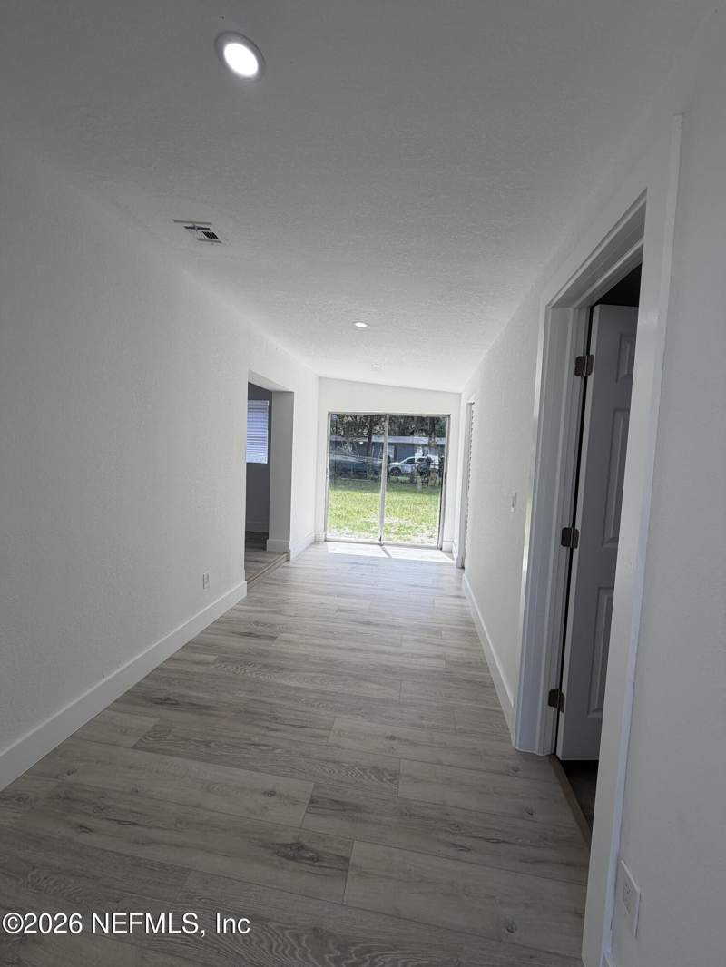 4 bedroom Single Family Residence at 4828 Lambing Road, Jacksonville Heights, Jacksonville — photo 5