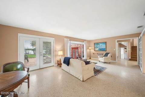 424 Orange Bluff Avenue, Jacksonville FL - photo 8 of 46