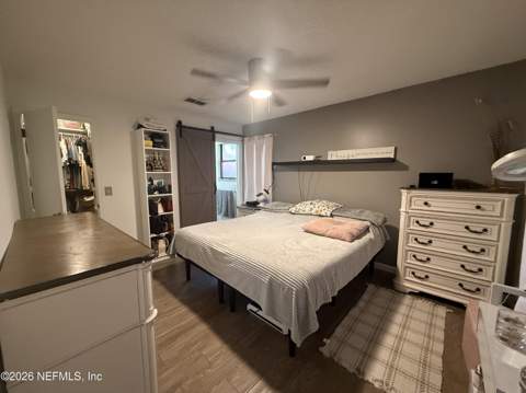 5026 Knightsbridge Circle, Jacksonville FL - photo 10 of 23