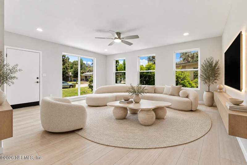 3 bedroom Single Family Residence at 930 Middleton Road, Alderman Park, Jacksonville — photo 4