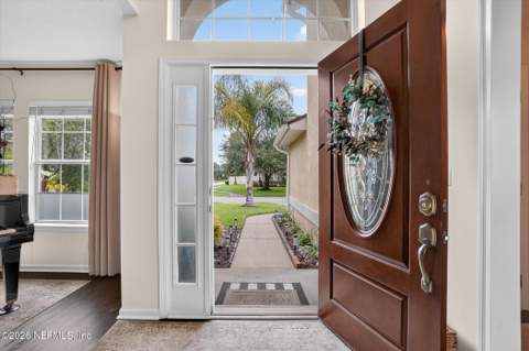 1739 Moss Creek Drive, Fleming Island FL - photo 10 of 84