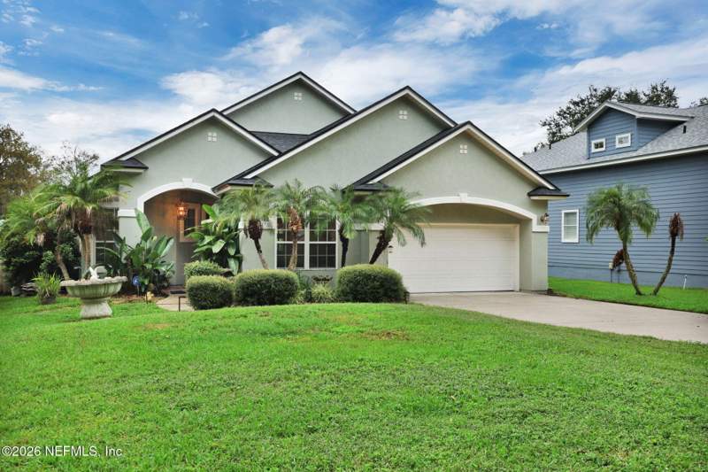 3 bedroom Single Family Residence at 6211 Hyde Park Circle, Hyde Park Circle, Jacksonville — photo 3
