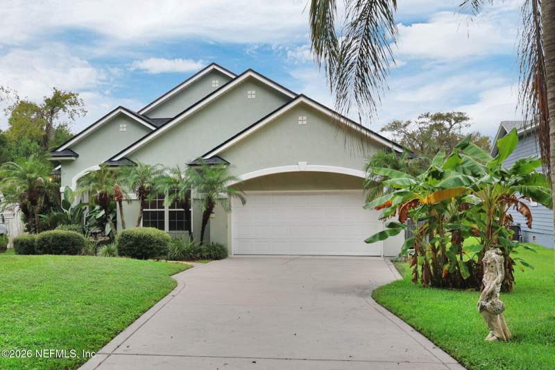 3 bedroom Single Family Residence at 6211 Hyde Park Circle, Hyde Park Circle, Jacksonville — photo 2
