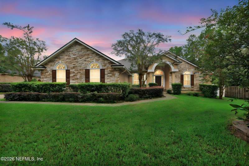 6 bedroom Single Family Residence at 879 Songbird Drive, Creekview @ Oakleaf Plantation, Orange Park — photo 2