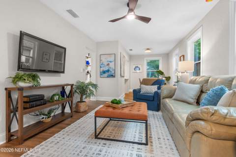4757 Kingsbury Street, Jacksonville FL - photo 7 of 31