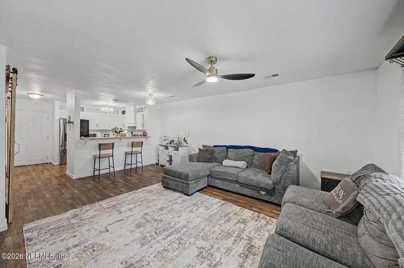 3 bedroom Townhouse at 205 Oceangate Drive, Oceangate, Atlantic Beach — photo 5
