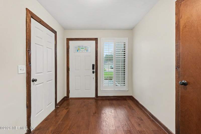 3 bedroom Single Family Residence at 1058 Rene Court, The Courts, Orange Park — photo 2