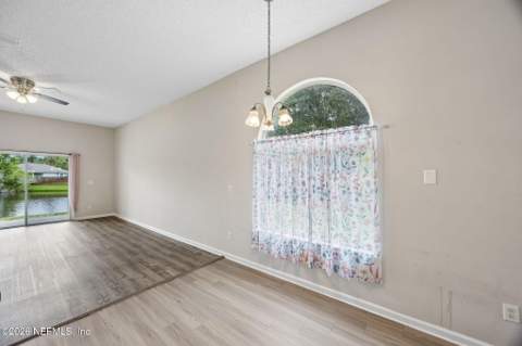 12669 Ayrshire Street, Jacksonville FL - photo 7 of 26