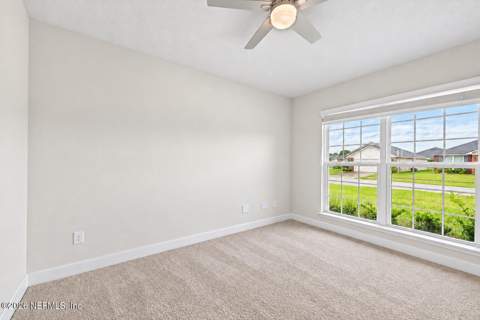 8179 Helmsley Boulevard, Jacksonville FL - photo 6 of 33