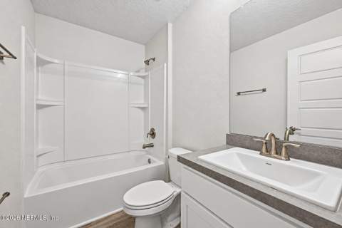 8179 Helmsley Boulevard, Jacksonville FL - photo 23 of 33