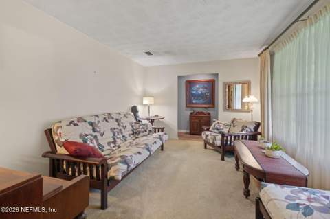 3934 Spring Glen Road, Jacksonville FL - photo 12 of 34