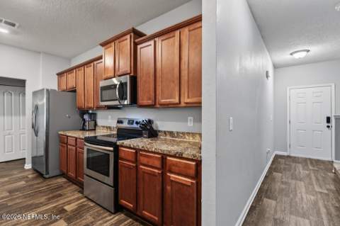 9048 Kipper Drive, Jacksonville FL - photo 12 of 65