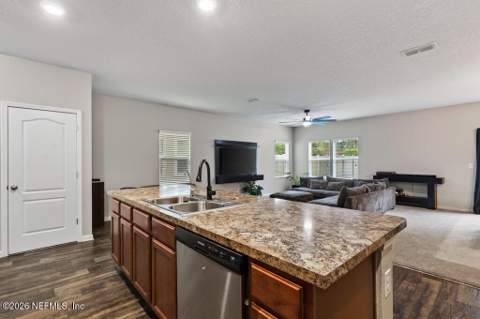 9048 Kipper Drive, Jacksonville FL - photo 18 of 65