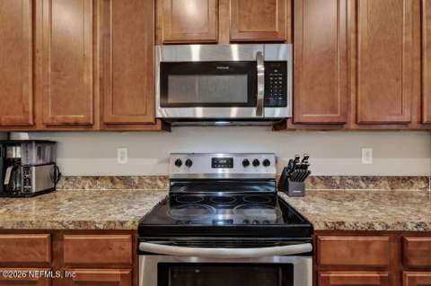 9048 Kipper Drive, Jacksonville FL - photo 19 of 65