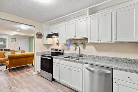 3518 Lane Avenue, Jacksonville FL - photo 10 of 45