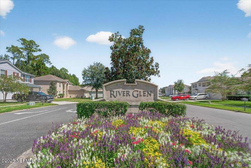 5 bedroom Single Family Residence at 65226 Forest Glen Lane, River Glen, Yulee — photo 3