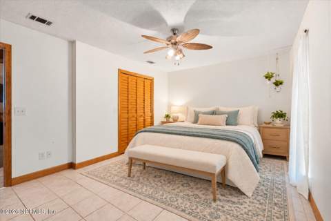 1048 Lake Asbury Drive, Green Cove Springs FL - photo 22 of 39