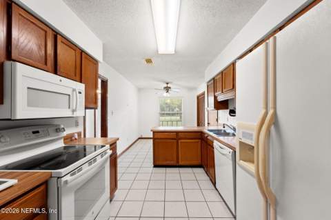 525 Hickory Drive, Fleming Island FL - photo 12 of 29