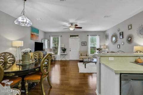 535 Hopewell Drive, Orange Park FL - photo 9 of 37