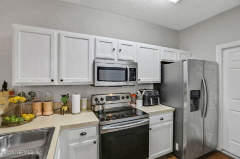 535 Hopewell Drive, Orange Park FL - photo 13 of 37