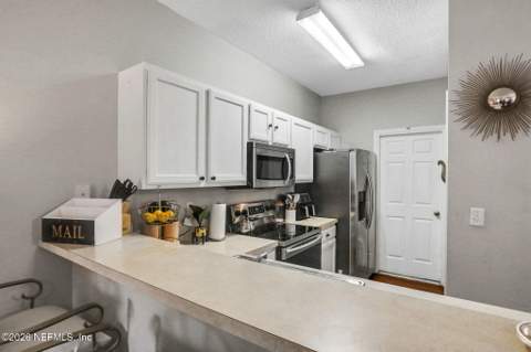 535 Hopewell Drive, Orange Park FL - photo 16 of 37