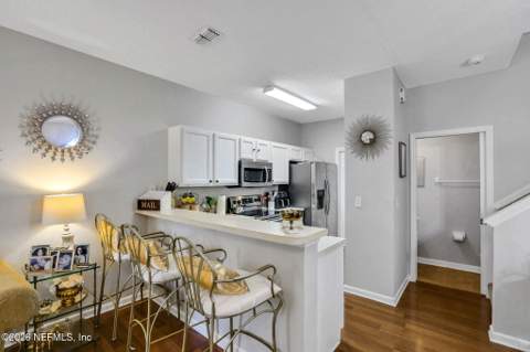 535 Hopewell Drive, Orange Park FL - photo 10 of 37