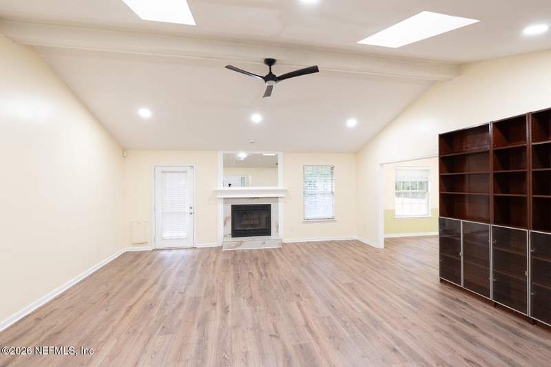 3 bedroom Single Family Residence at 1664 Swimming Salmon Place, River Point, Jacksonville — photo 3